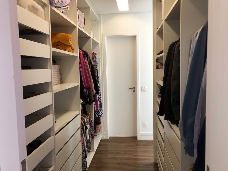 Apartamento à venda Aclimação com 170m² e 3 quartos por R$ 2.080.000 - 874593331-53closet.jpg