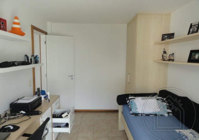 imóvel com 75m²