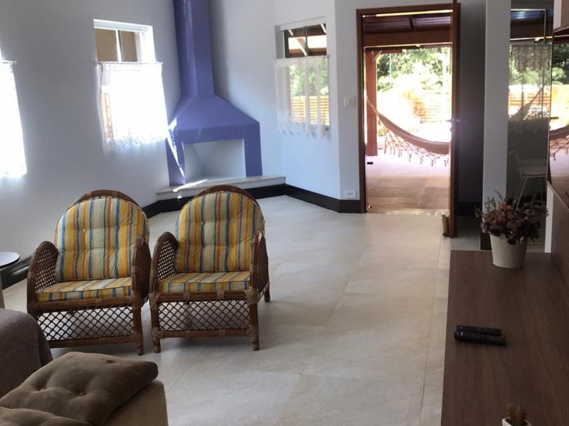 Casa de condomínio à venda Massaguaçu com 210m² e 4 quartos por R$ 860.000 - 1385414809-3e36e369-9ab0-4394-8f31-0e13fd924ede.jpeg