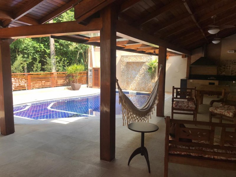 Casa de condomínio à venda Massaguaçu com 210m² e 4 quartos por R$ 860.000 - 1985439932-01a28769-0fe8-4af8-b3bf-4c523ca45580.jpeg