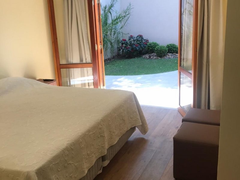 Casa de condomínio à venda Massaguaçu com 210m² e 4 quartos por R$ 860.000 - 2142031751-9b94233b-0c14-4940-9682-50ce67adba24.jpeg