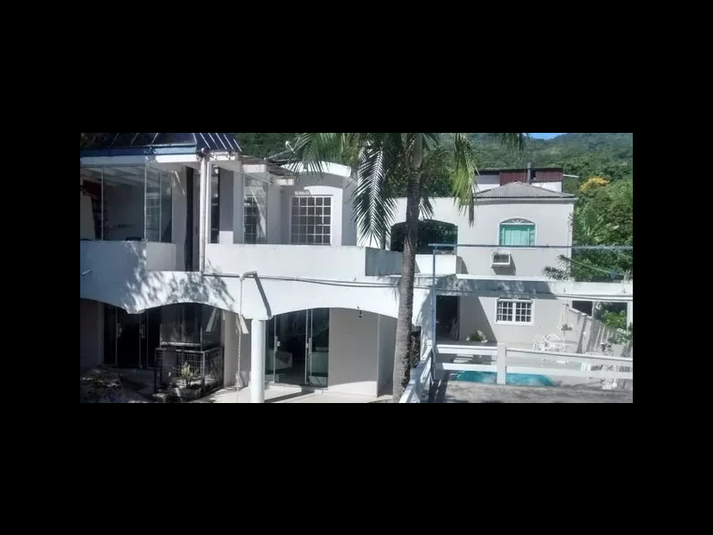 Cobertura à venda Ribeirão da Ilha com 2000m² e 5 quartos por R$ 2.500.000 - 2142795987-frente-casa-1.png