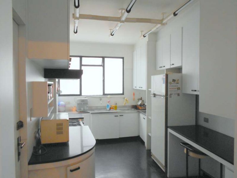 Apartamento à venda Cerqueira César com 200m² e 3 quartos por R$ 1.200.000 - 1952173313-840a940e-12b8-41e3-90de-0b35e7f81711.jpeg