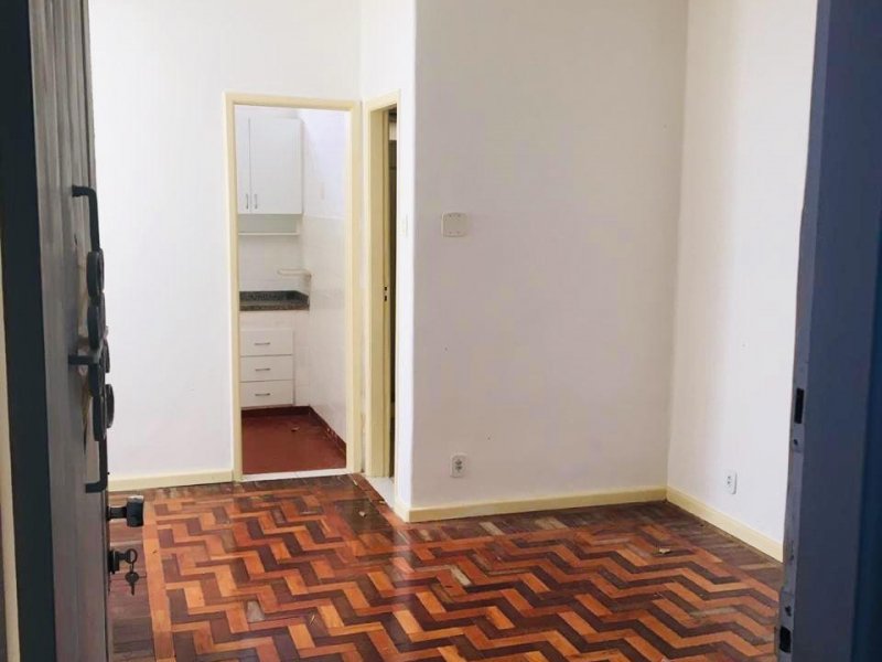 Apartamento à venda Gávea com 60m² e 1 quarto por R$ 800.000 - 1784295645-4449956b-0c99-4d28-8a2e-dc150bc91aeb.jpeg