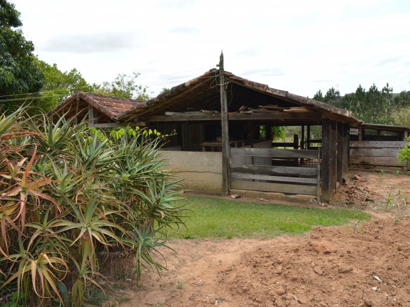 Chácara à venda cercado com 12m² e 3 quartos por R$ 550.000 - 951499680-dsc-6633.JPG