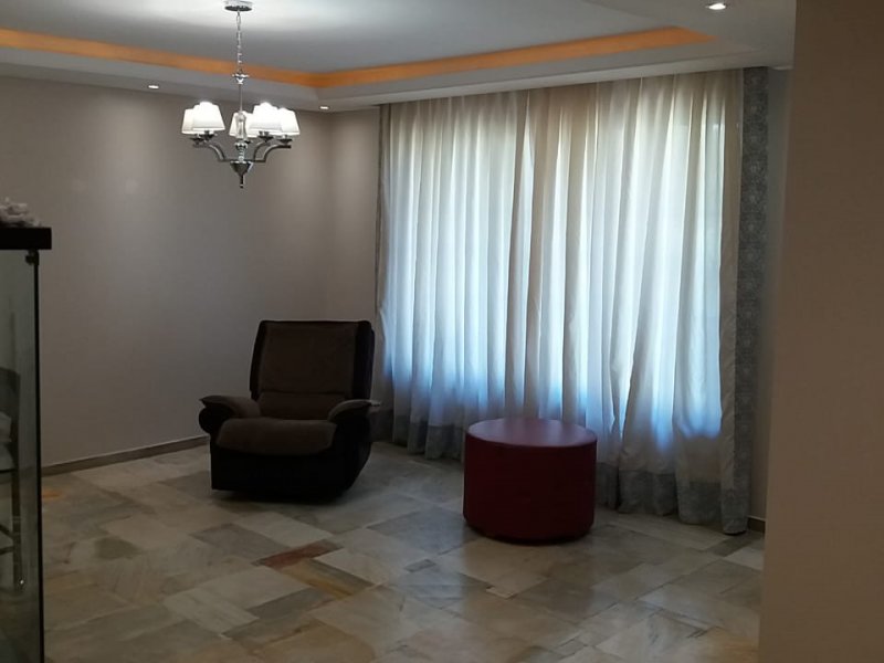 Casa à venda Glória com 254m² e 3 quartos por R$ 890.000 - 1957350069-89821aaa-e9bd-472a-815a-916b3d291fc4.jpeg