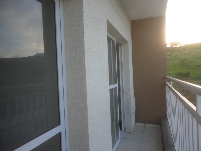 Apartamento à venda Portal das Colinas com 70m² e 2 quartos por R$ 330.000 - 1941074282-dsc01680.JPG
