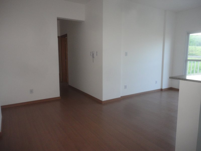 Apartamento à venda Portal das Colinas com 70m² e 2 quartos por R$ 330.000 - 514796504-dsc01676.JPG