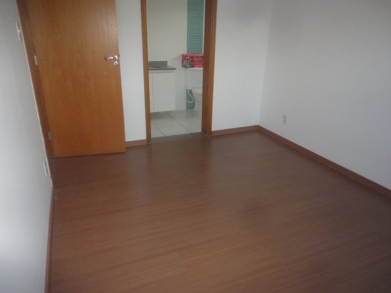 Apartamento à venda Portal das Colinas com 70m² e 2 quartos por R$ 330.000 - 591051116-dsc01666.JPG