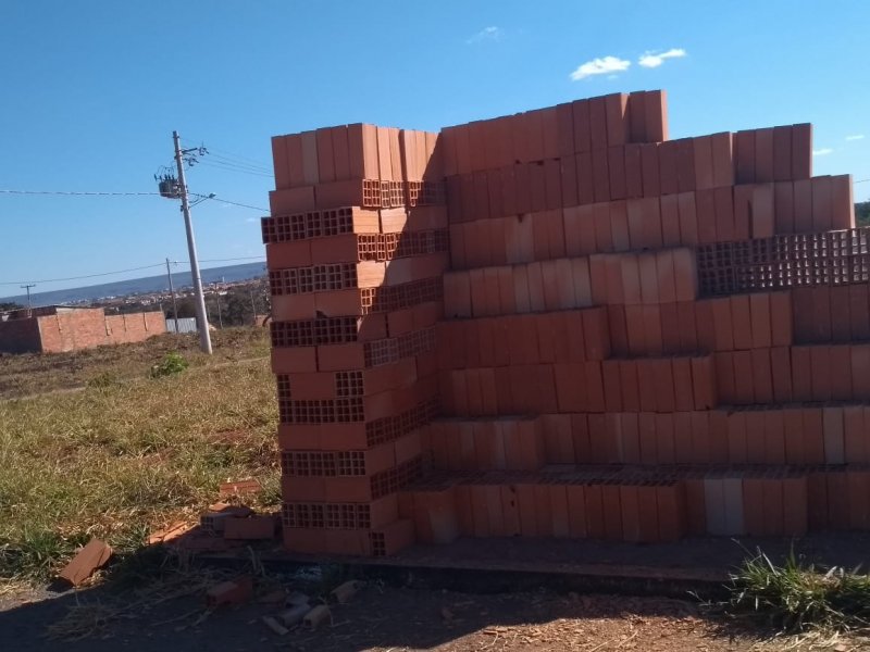 Terreno à venda Parque Real com 360m² e  quartos por R$ 255 - 2008622022-02654378-130d-4af1-80b8-1ebe62d11b86.jpg