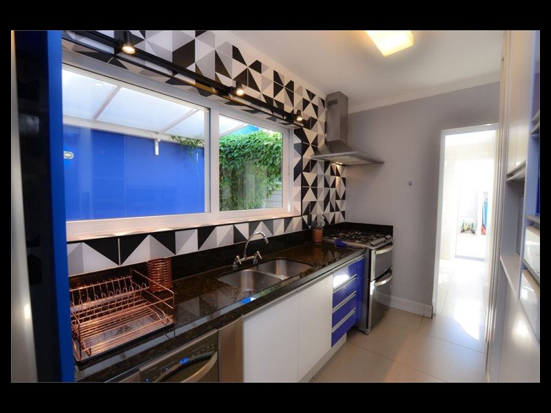 Casa à venda Vila Suzana com 320m² e 4 quartos por R$ 1.450.000 - 621711830-cozinha.jpg