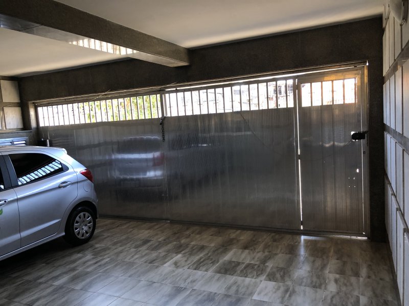 Casa à venda Vila Gustavo com 250m² e 3 quartos por R$ 900.000 - 1694617845-aeba058a-b5a8-4c52-ab7b-b142f2402597.jpeg