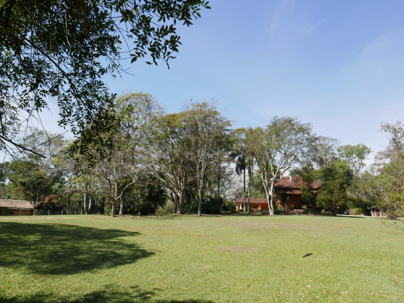 Casa de condomínio à venda Praia Azul com 634m² e 4 quartos por R$ 2.400.000 - jardim-1.jpg