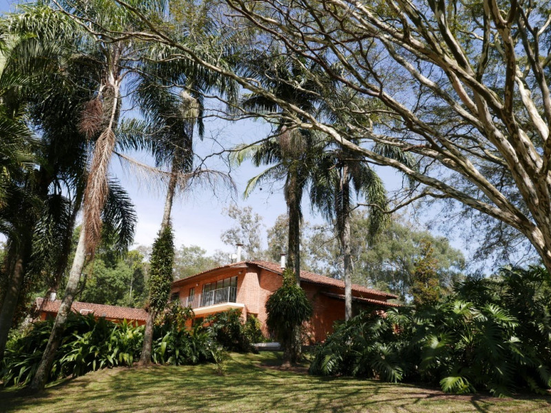 Casa de condomínio à venda Praia Azul com 634m² e 4 quartos por R$ 2.400.000 - jardim-4.jpg