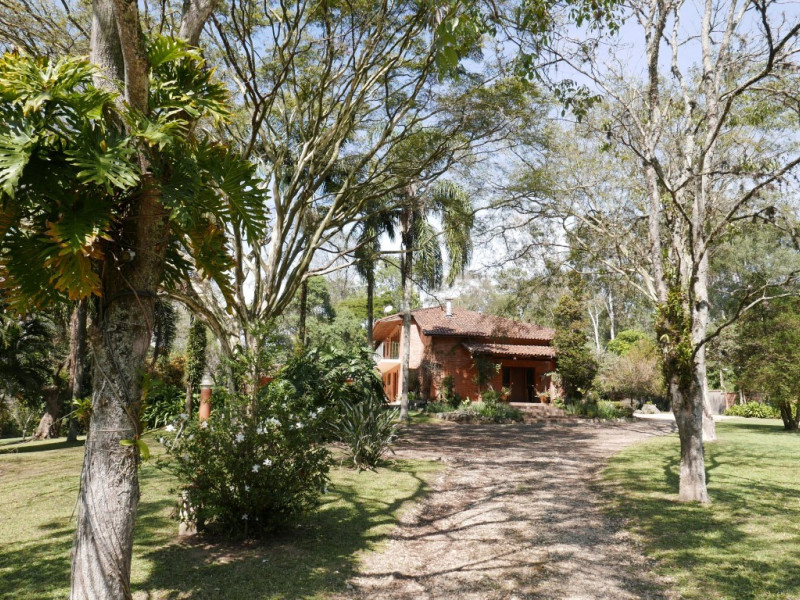 Casa de condomínio à venda Praia Azul com 634m² e 4 quartos por R$ 2.400.000 - jardim-8.jpg