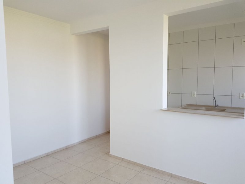 Apartamento à venda Rubem Berta com 60m² e 2 quartos por R$ 159.900 - 1057033026-img-20180305-wa0001.jpg