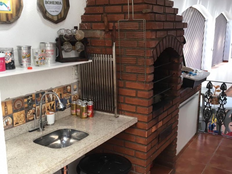 Casa à venda Jardim Nazaret com 267m² e 5 quartos por R$ 600.000 - 1696325298-fa2bb65e-56fe-4080-af5b-e6b6e7f6b4f2.jpg