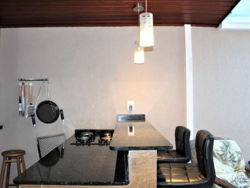 imóvel com 170m² - Orleans - Curitiba