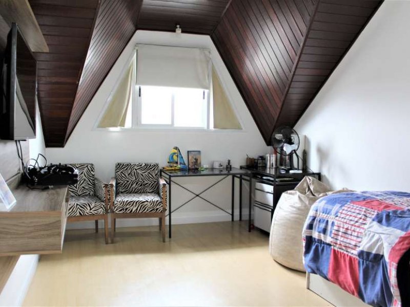imóvel com 170m² - Orleans - Curitiba