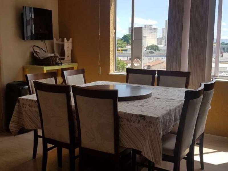 Apartamento à venda Centro com 120m² e 4 quartos por R$ 380.000 - 667482455-58b5e4f47c133c2f0a5f680280b21c3d.jpg