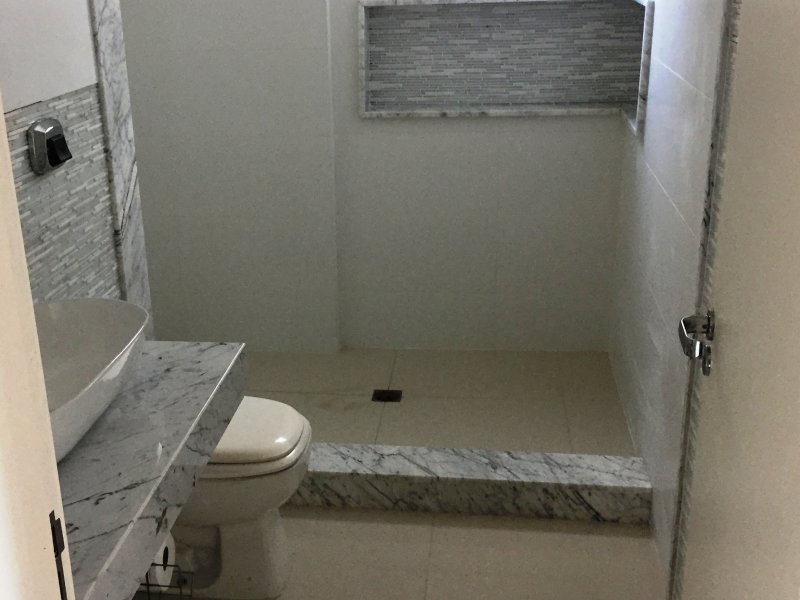 Apartamento à venda Centro com 140m² e 3 quartos por R$ 690.000 - 184345443-img-8582.JPG