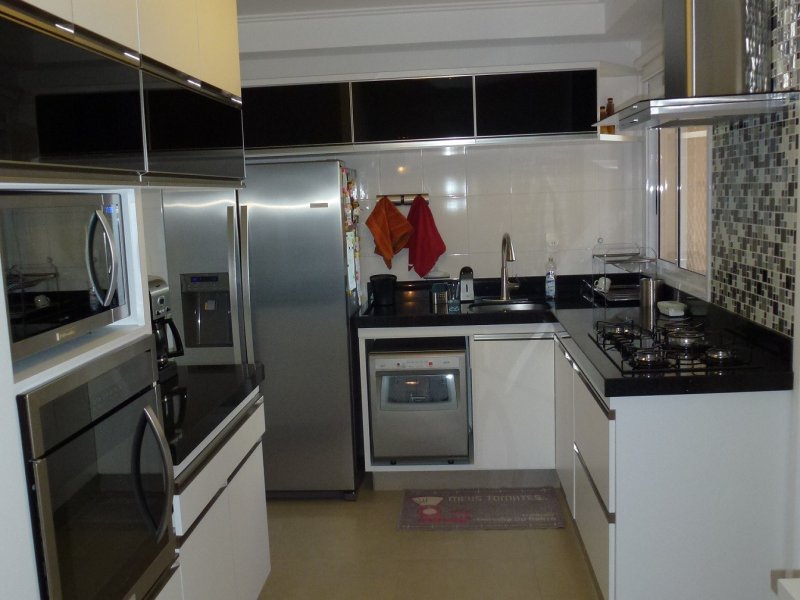 Apartamento à venda Tatuapé com 152m² e 3 quartos por R$ 1.350.000 - 1830374011-7-cozinha1.jpg