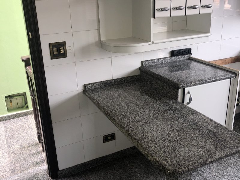 Casa à venda Sítio da Figueira com 251m² e 3 quartos por R$ 930.000 - 2032441721-img-0540.JPG