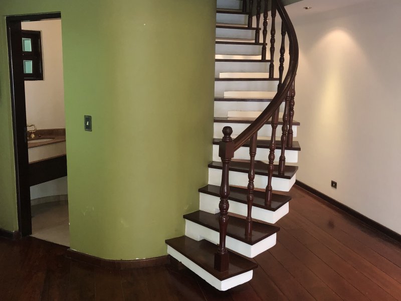Casa à venda Sítio da Figueira com 251m² e 3 quartos por R$ 930.000 - 858062821-img-0525.JPG