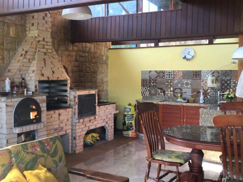 Casa à venda Parque do Imbui com 2000m² e 4 quartos por R$ 820.000 - 423057496-9677dc55-274e-47f7-badb-bb6a26991373.jpeg