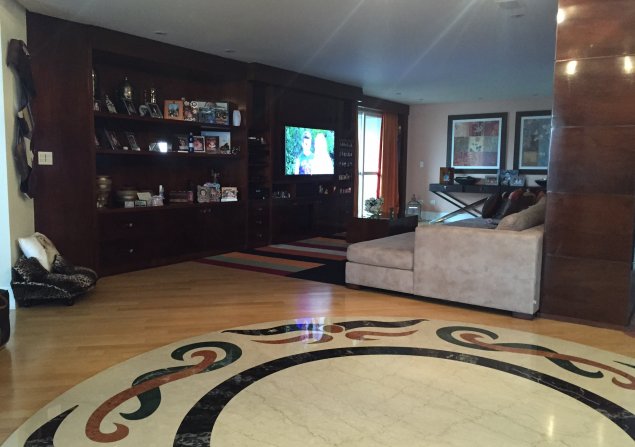 imóvel com 542m²