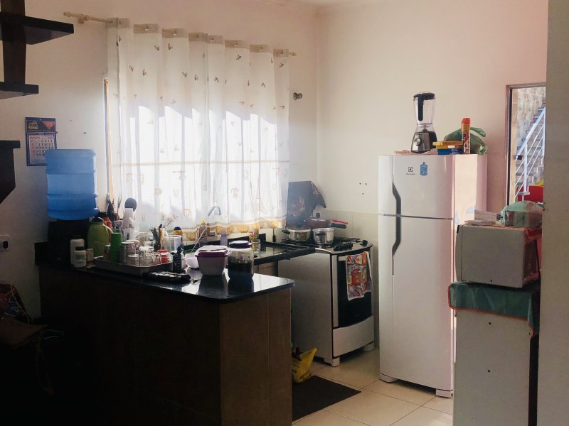 Casa à venda Centro com 210m² e 2 quartos por R$ 400.000 - 1991055285-450b3406-48d2-4d44-9cd6-2e977f3bed2c.jpeg