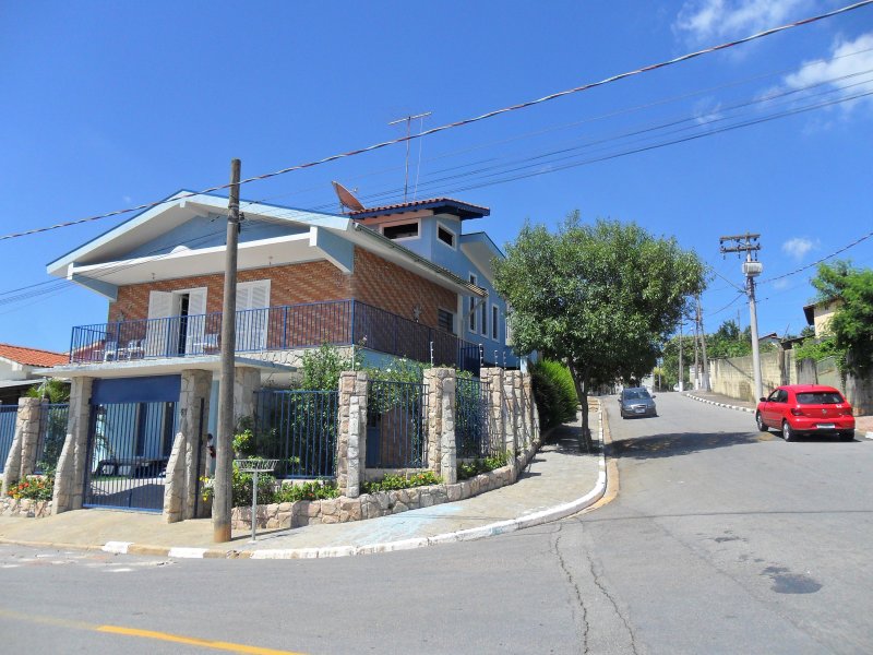 Casa para alugar Nova Vinhedo com 222m² e 4 quartos por R$ 750.000 - 1176342658-sam-3714.JPG