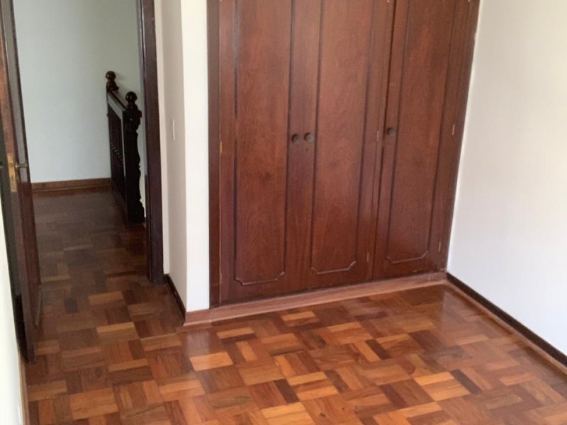 Casa à venda Jardim Bonfiglioli com 180m² e 3 quartos por R$ 635.000 - 728165741-a52e9fdd-1539-4d23-b9c8-2e96a6c09e2e.jpeg