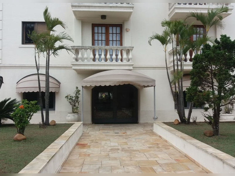 Apartamento à venda Vila Campo Grande com 130m² e 3 quartos por R$ 650.000 - entrada-predio.jpg