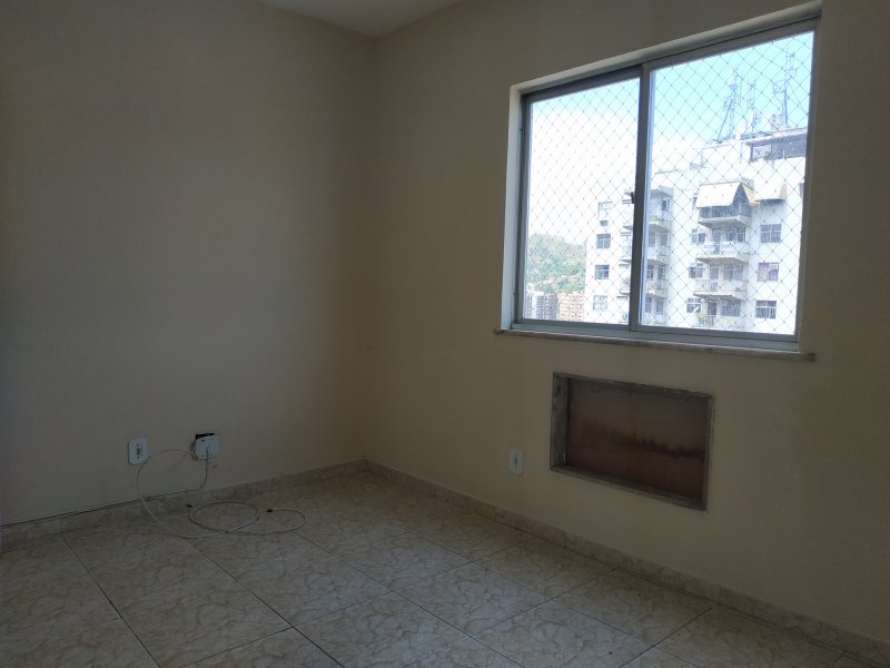 Apartamento à venda Praça Seca com 400m² e 3 quartos por R$ 900 - 64341179-img-20191015-121116.jpg