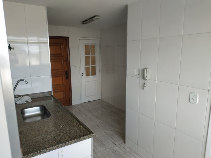 Apartamento à venda Praça Seca com 400m² e 3 quartos por R$ 900 - 664081659-img-20191015-123116.jpg