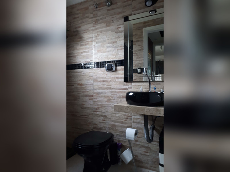 Apartamento à venda Vila Mariana com 35m² e 1 quarto por R$ 420.000 - banheiro-1.jpg