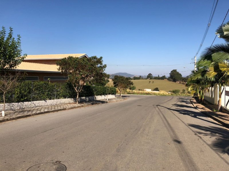 Terreno à venda centro com 1007m² e 1 quarto por R$ 165.000 - 254301087-img-20191022-wa0019.jpg