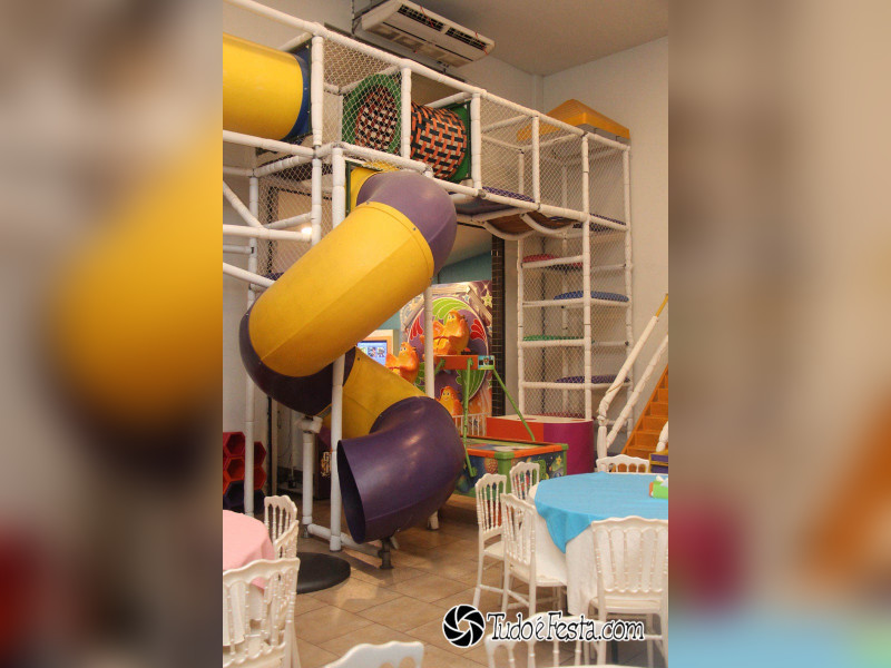 Comercial à venda Boqueirão com 450m² e 1 quarto por R$ 500.000 - b554319b-f60e-4566-abf8-4513fa0fe5cc.jpeg