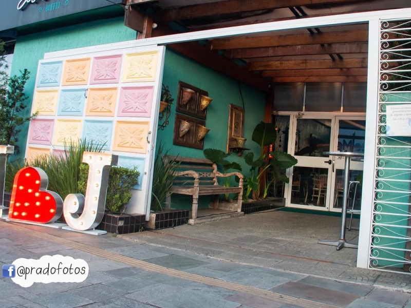 Comercial à venda Boqueirão com 450m² e 1 quarto por R$ 500.000 - c9e72cf2-3c0b-4360-9510-e4bb0dfebda4.jpeg