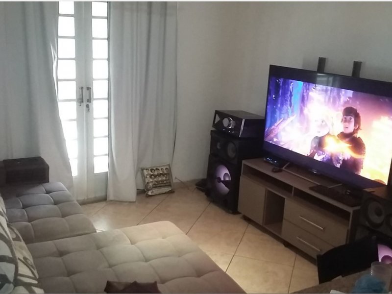 Casa à venda Centro com 80m² e 3 quartos por R$ 130.000 - 1315188578-sala-1.jpg