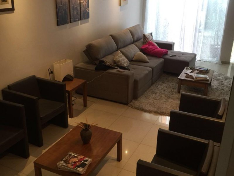 Casa à venda Jardim das Acácias com 170m² e 3 quartos por R$ 1.250.000 - 1433072086-52bdc075-45bb-4ab8-adf8-8d1839fe2306.jpeg