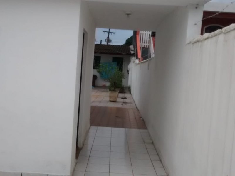 Casa à venda com 300m² e 2 quartos por R$ 190.000 - 732648958-4.jpeg