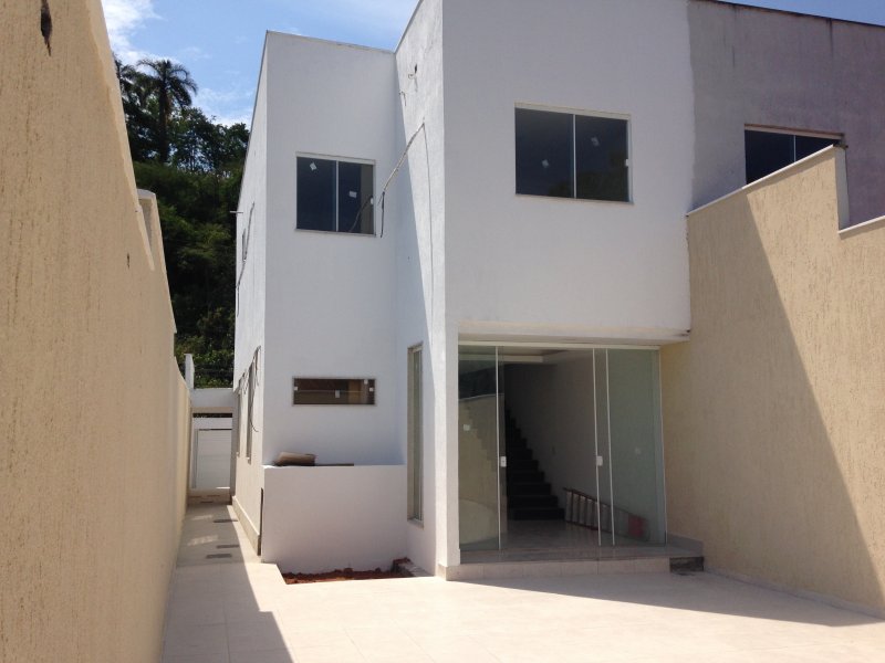 Casa à venda Itaipu com 180m² e 3 quartos por R$ 600.000 - 1711503526-img-5921.JPG