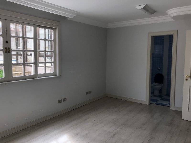 imóvel com 605m² - Jardim das Américas - Curitiba