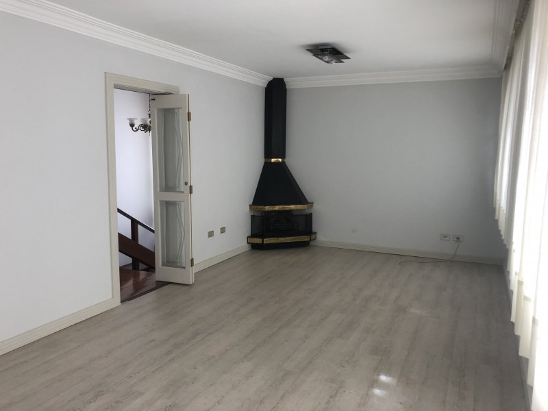 imóvel com 605m² - Jardim das Américas - Curitiba