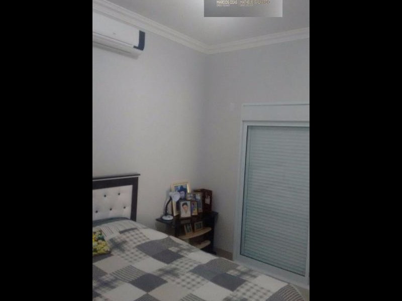 Casa à venda Jardim Santa Rosa com 255m² e 3 quartos por R$ 800.000 - 678919544-17.jpg