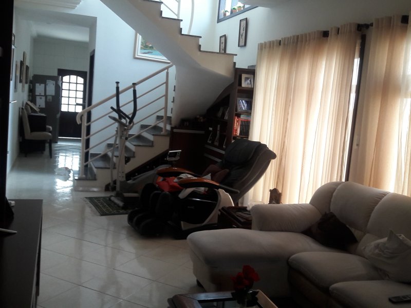 Casa à venda Jardim América com 180m² e 4 quartos por R$ 530.000 - 718024684-20190604-110727.jpg
