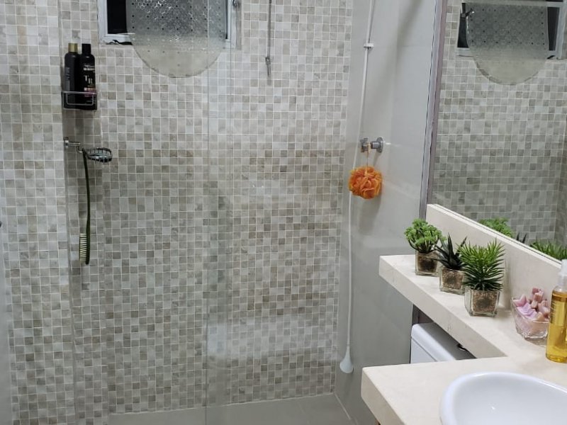 Apartamento à venda Centro com 68m² e 2 quartos por R$ 290.000 - 768494085-banheiro4.jpeg