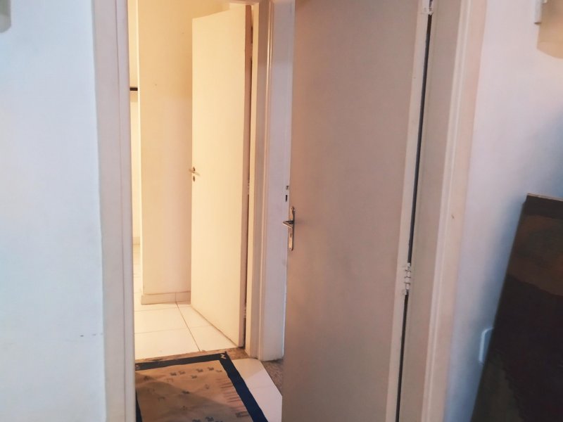 Apartamento à venda Higienópolis com 70m² e 2 quartos por R$ 530.000 - 1827359405-foto-corredor.jpg